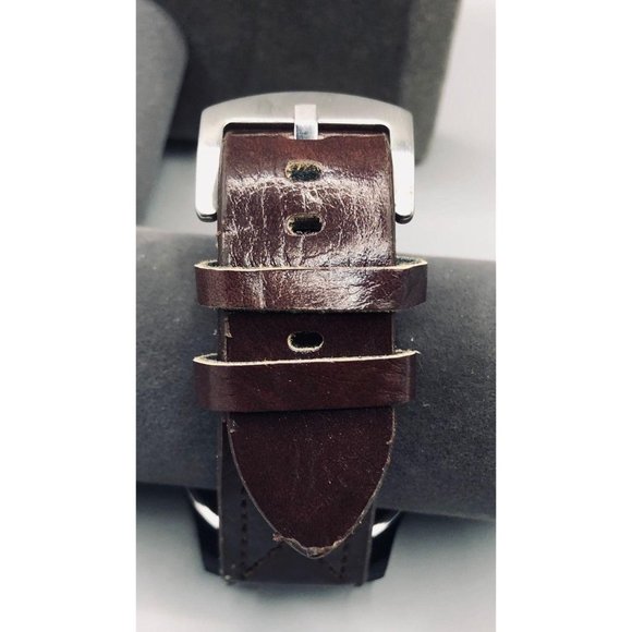 New Watch Free of Defects and scratches - Picture 3 of 4